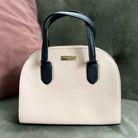 NWOT Kate Spade crossbody in blush and black - Picture 2 of 7